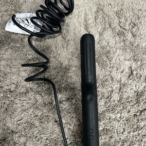 T3 Black Hair Straightener